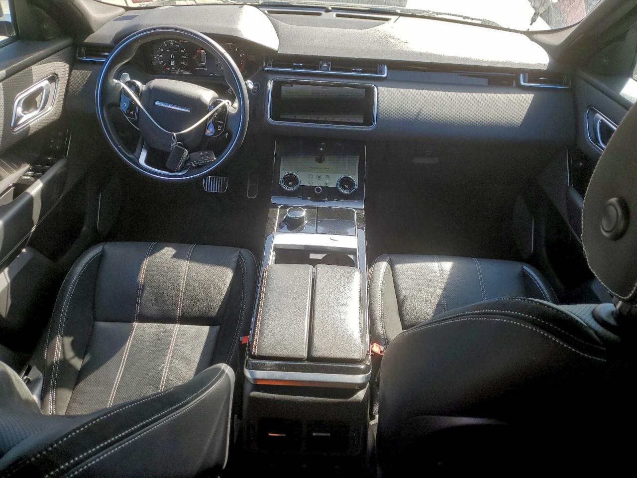 2019 Land Rover Range Rover Velar R-Dynamic Se VIN: SALYL2FV2KA218035 Lot: 91888945