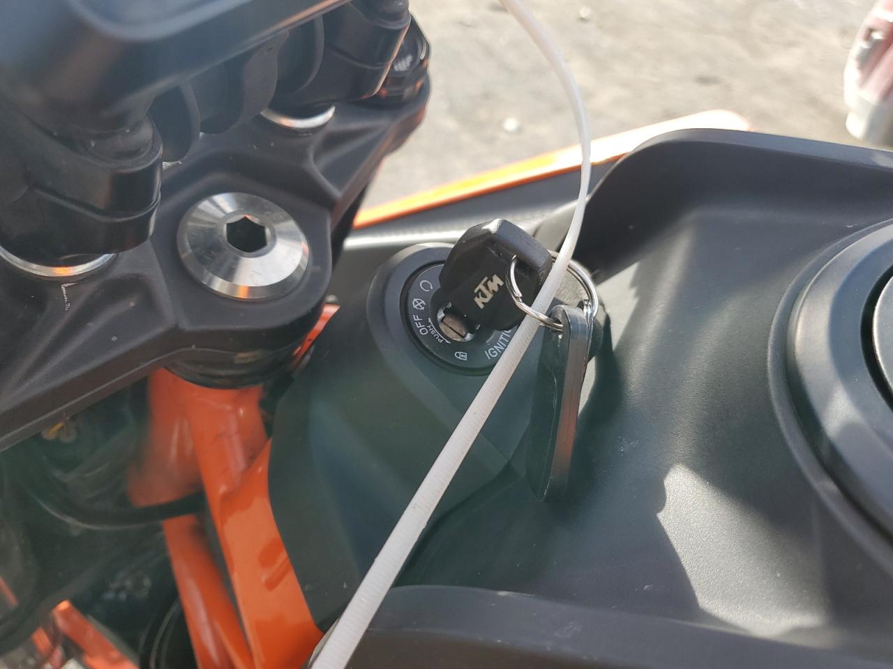 2024 Ktm 390 Duke VIN: MD2JPJ409RN279720 Lot: 92347895