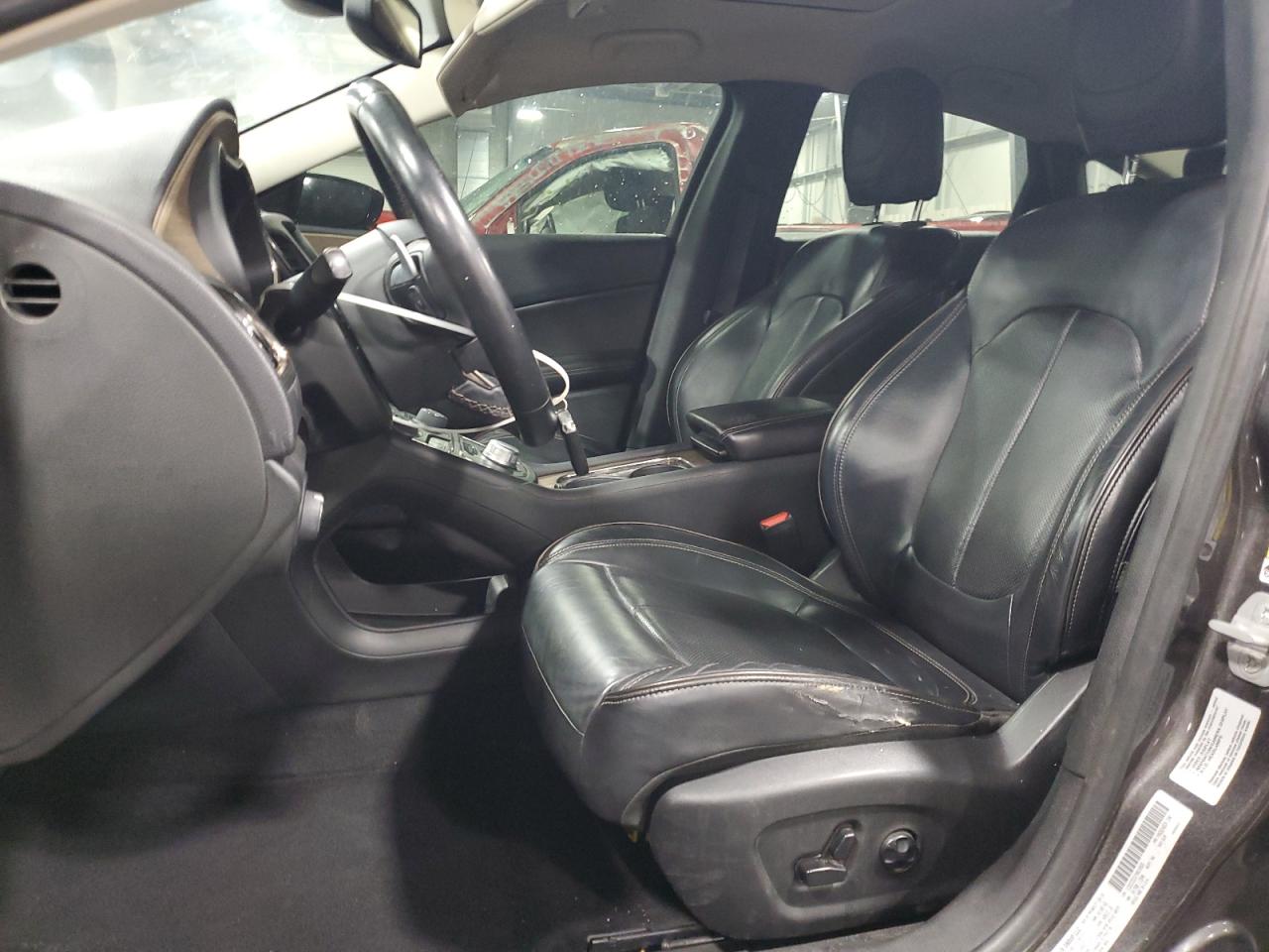 2015 Chrysler 200 C VIN: 1C3CCCEG1FNXXXXXX Lot: 89863015