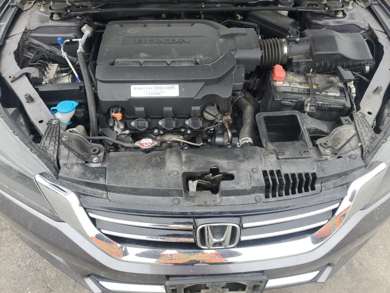 2015 Honda Accord Exl VIN: 1HGCR3F82FA003990 Lot: 92094485