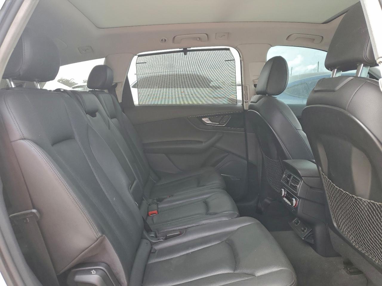 2017 Audi Q7 Premium Plus VIN: WA1LAAF74HD001770 Lot: 94337625