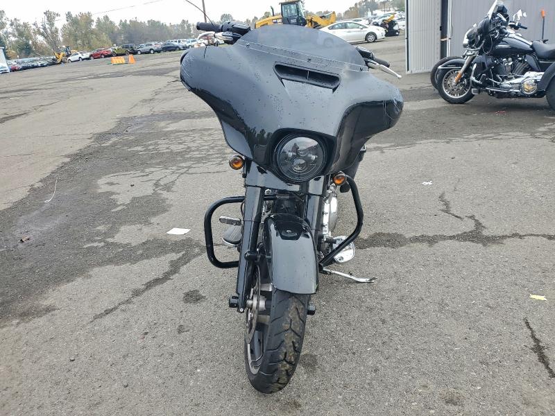 2017 HARLEY-DAVIDSON FLHX STREET GLIDE  