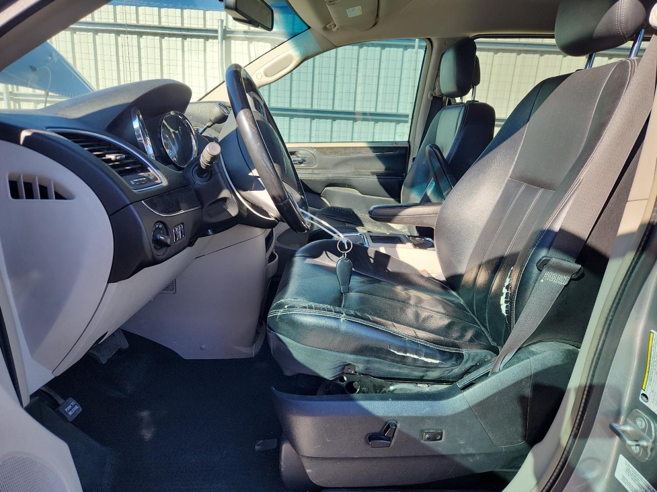 2014 Chrysler Town & Country Touring VIN: 2C4RC1BG0ER440974 Lot: 92533845