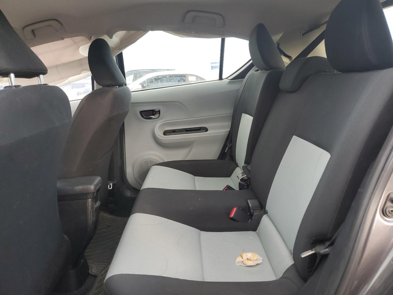 2014 Toyota Prius C VIN: JTDKDTB32E1564837 Lot: 93542165