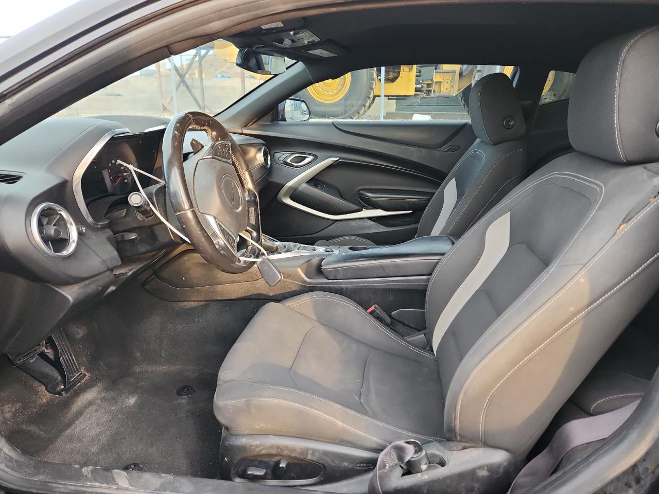 2017 Chevrolet Camaro Lt VIN: 1G1FB1RS8H0132006 Lot: 92111025