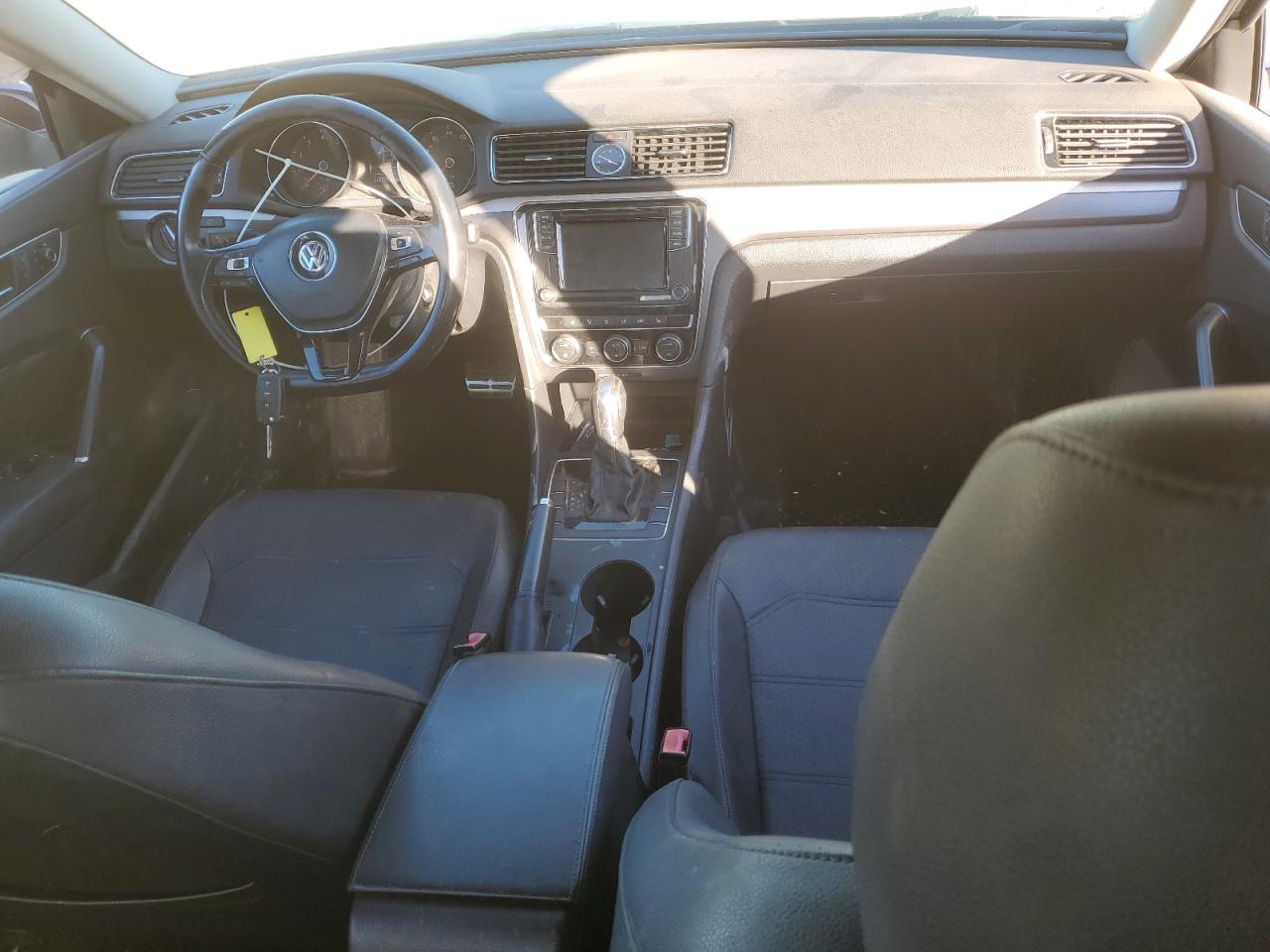 2017 Volkswagen Passat R-Line VIN: 1VWDT7A34HC083482 Lot: 92677555