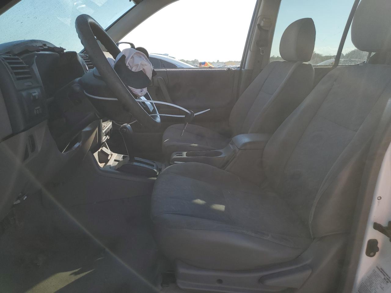 2004 Isuzu Rodeo S VIN: 4S2CK58W044303294 Lot: 93454025