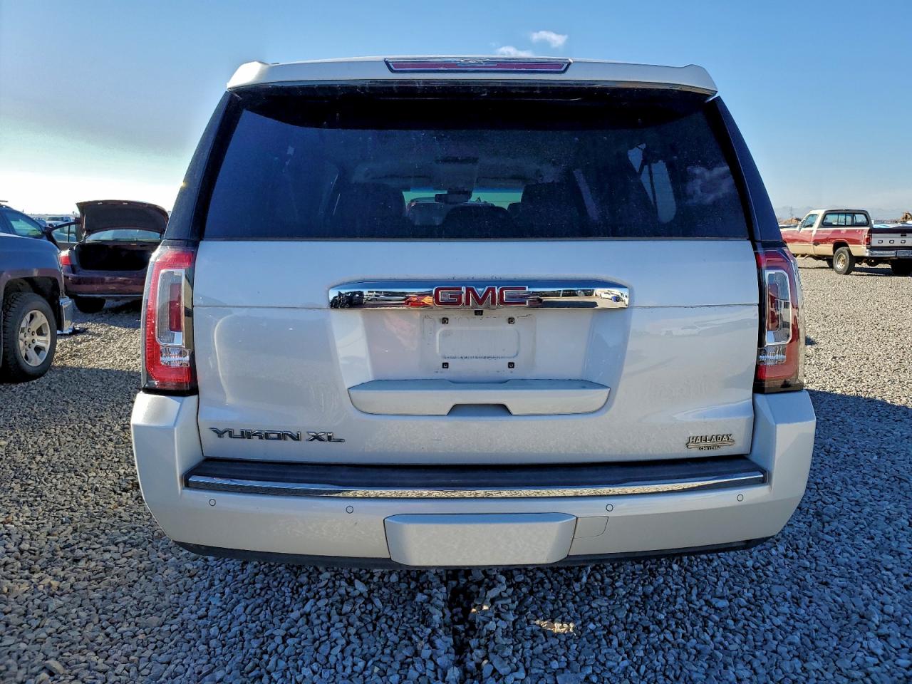 2016 GMC Yukon Xl Denali VIN: 1GKS2HKJ5GR467965 Lot: 94028715