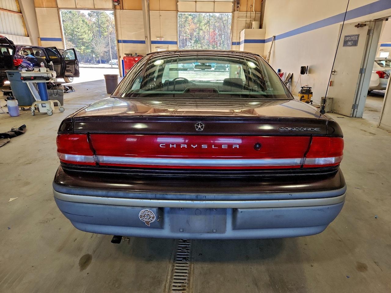 1994 Chrysler Concorde VIN: 2C3HL56T3RH303523 Lot: 93105635