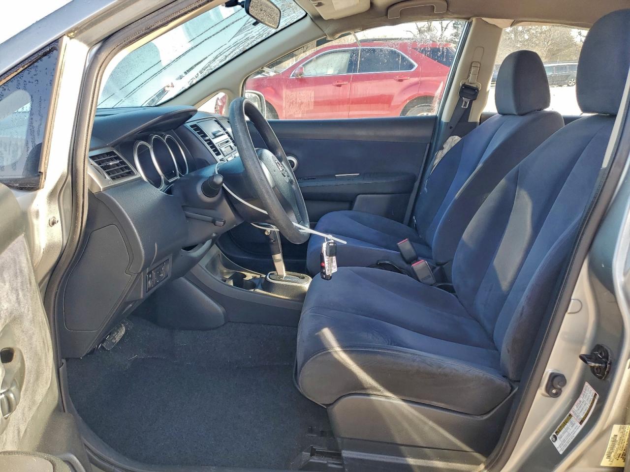 2008 Nissan Versa S VIN: 3N1BC11E98L408093 Lot: 93710595