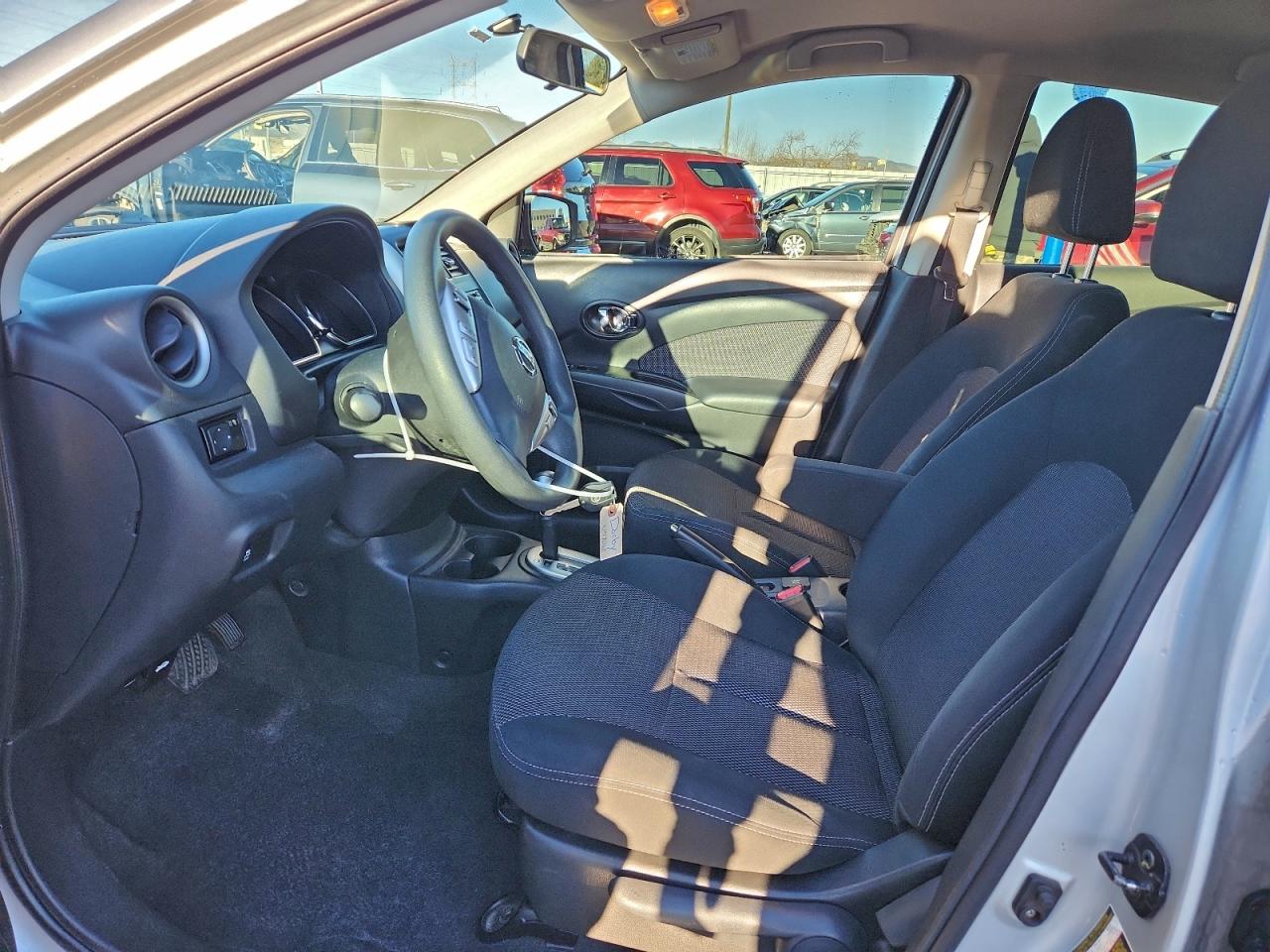 2015 Nissan Versa S VIN: 3N1CN7AP8FL843719 Lot: 93882185