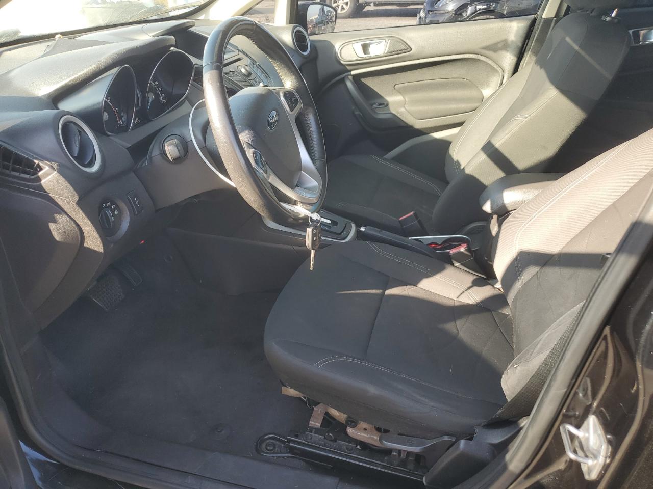 2015 Ford Fiesta Se VIN: 3FADP4BJ2FM105161 Lot: 91822885