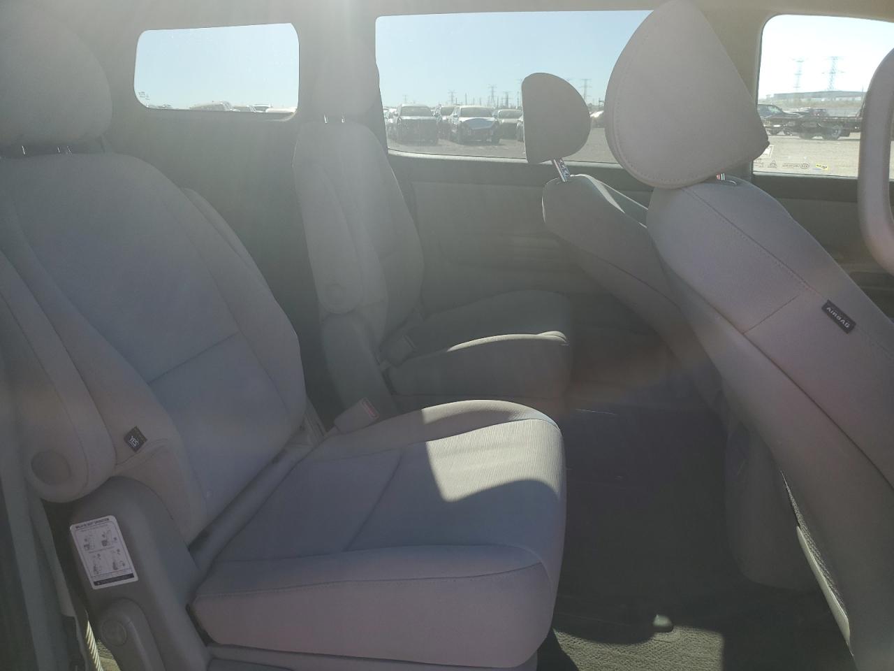 2015 Kia Sedona Lx VIN: KNDMB5C16F6046628 Lot: 90462515