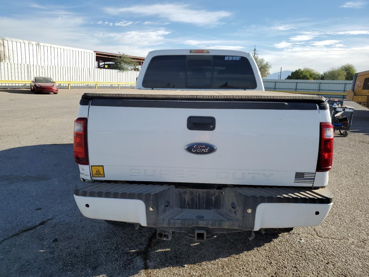 2011 Ford F250 Super Duty VIN: 1FT7W2B65BEA98412 Lot: 92825485