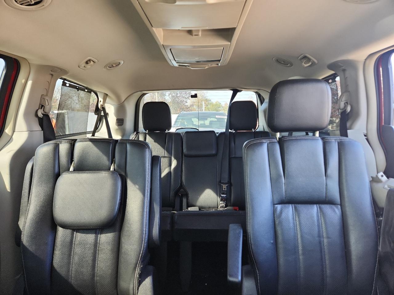 2013 Chrysler Town & Country Touring L VIN: 2C4RC1CG1DR737653 Lot: 91901335