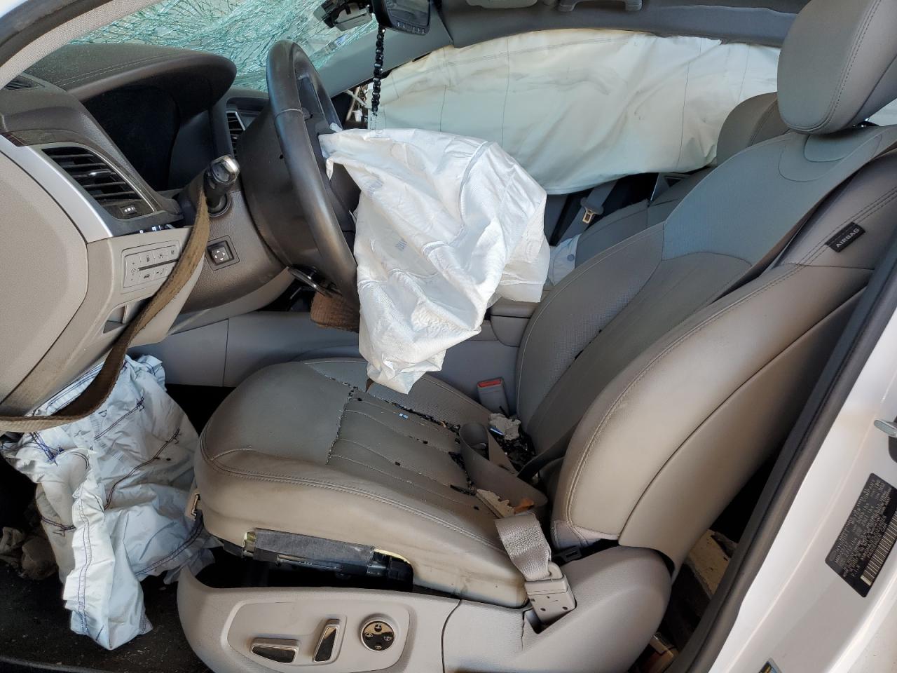 2018 Genesis G80 Base VIN: KMHGN4JE5JU226056 Lot: 91922385