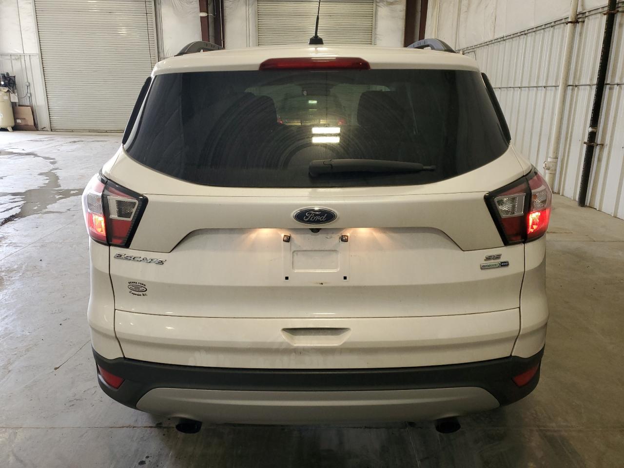 2018 Ford Escape Se VIN: 1FMCU9GD9JUC35548 Lot: 91039265