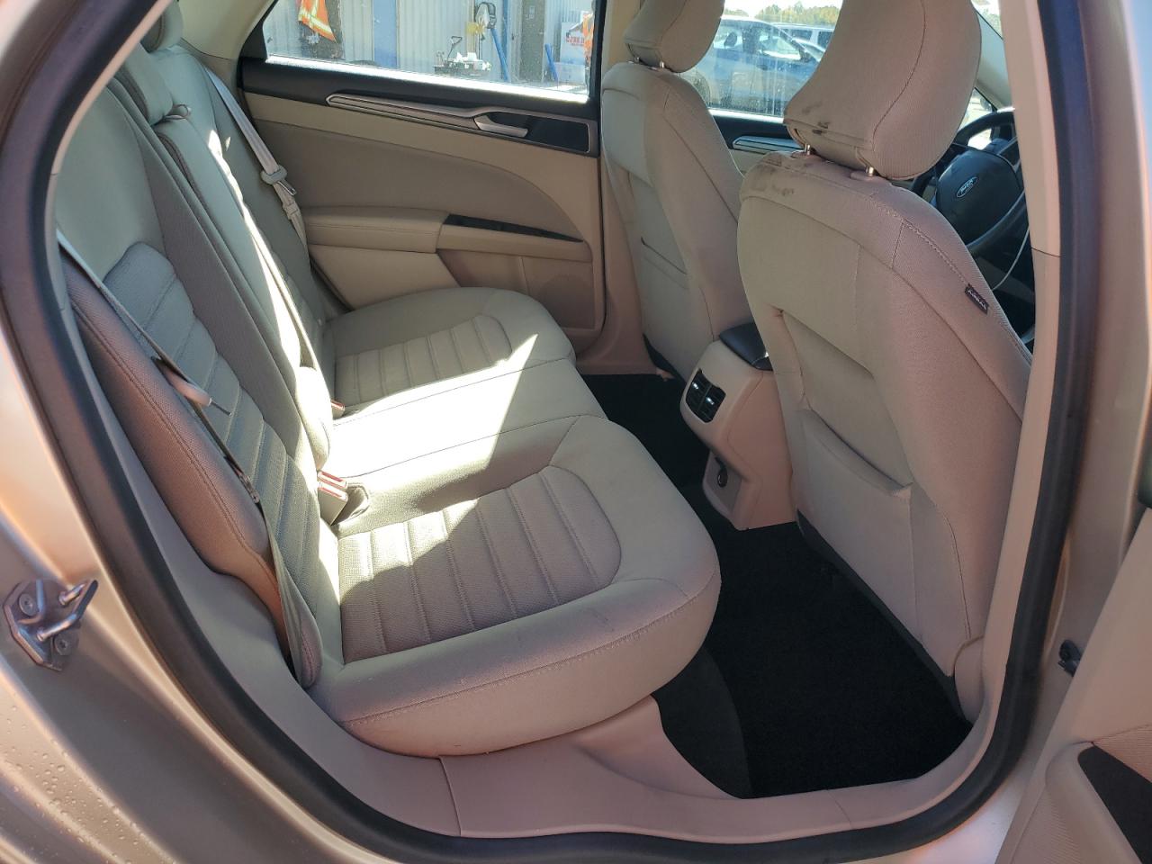 2018 Ford Fusion Se VIN: 3FA6P0HD1JR184000 Lot: 90680045