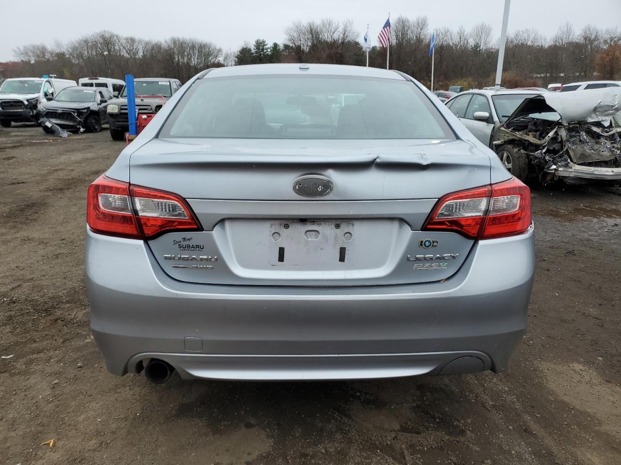 2015 Subaru Legacy 2.5I Premium VIN: 4S3BNAC66F3013326 Lot: 91991535