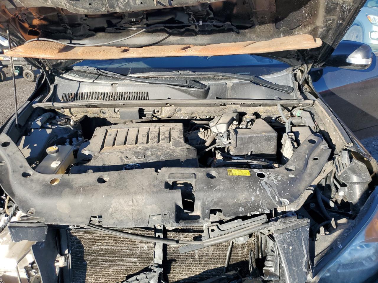 2010 Toyota Rav4 Sport VIN: JTMRK4DV4A5094452 Lot: 92392925