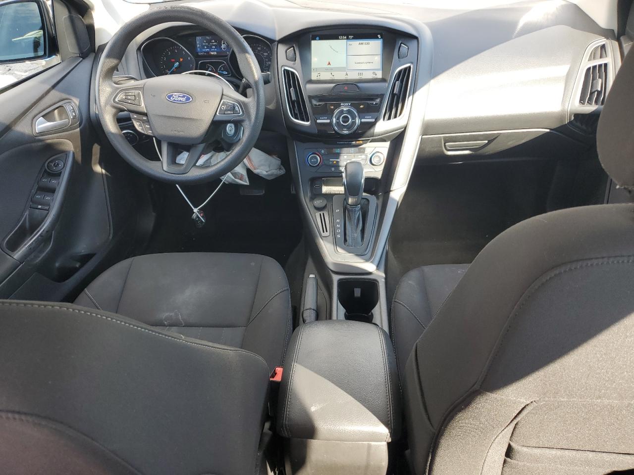 2018 Ford Focus Sel VIN: 1FADP3H28JL270586 Lot: 93252615