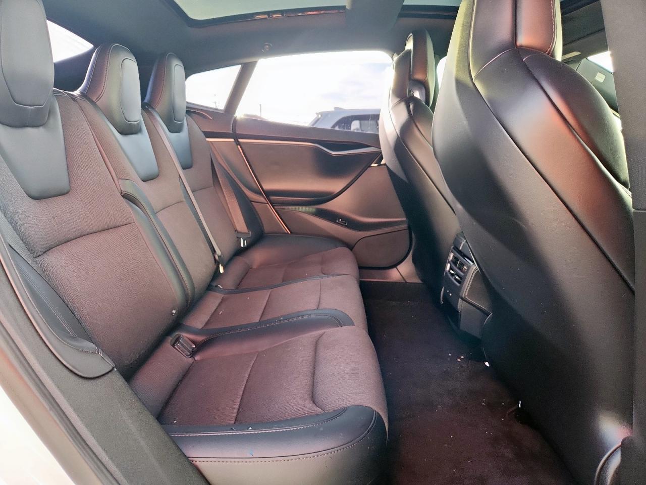 2018 Tesla Model S VIN: 5YJSA1E21JF254728 Lot: 92535405