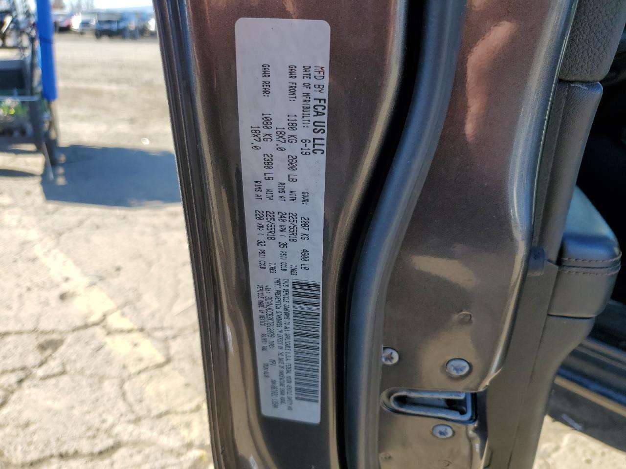 2019 Jeep Compass Limited VIN: 3C4NJDCB3KT812079 Lot: 92840495