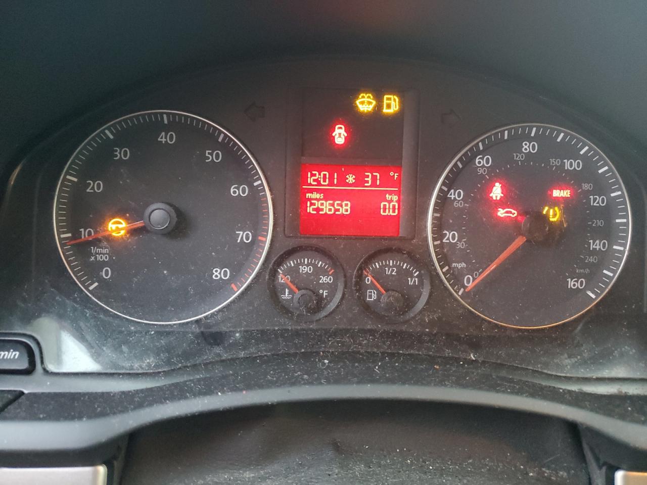 2008 Volkswagen Rabbit VIN: WVWCB71K28W334748 Lot: 93347655