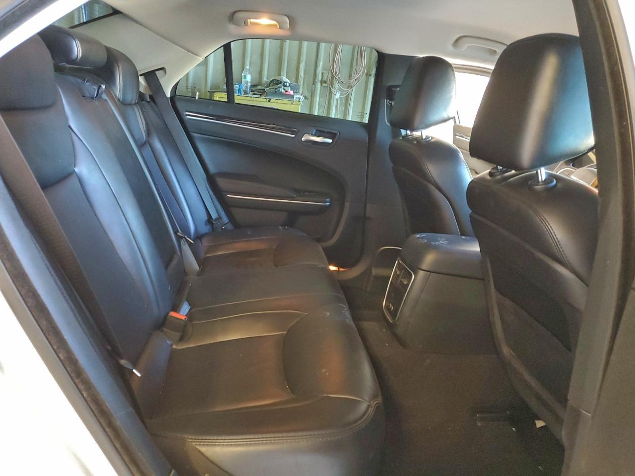 2023 Chrysler 300 Touring L VIN: 2C3CCADG8PH652604 Lot: 93901105