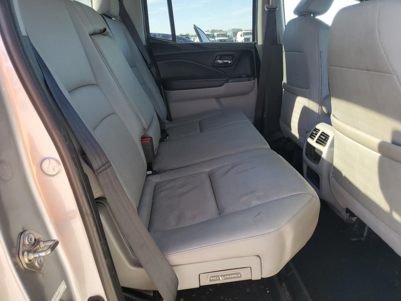 2017 Honda Ridgeline Rtl VIN: 5FPYK2F52HB002011 Lot: 91232135