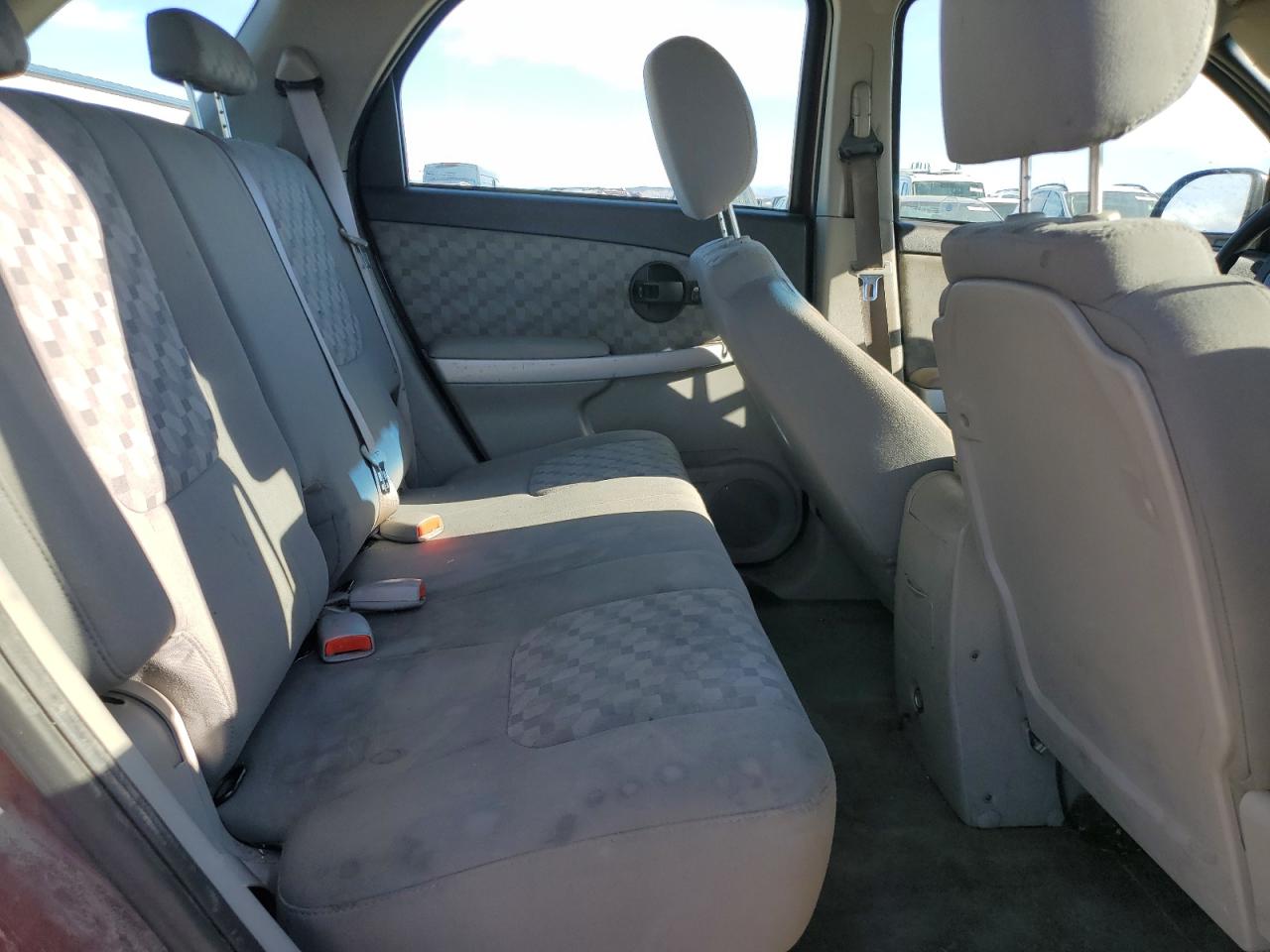 2007 Chevrolet Equinox Ls VIN: 2CNDL13FX76249997 Lot: 91274015