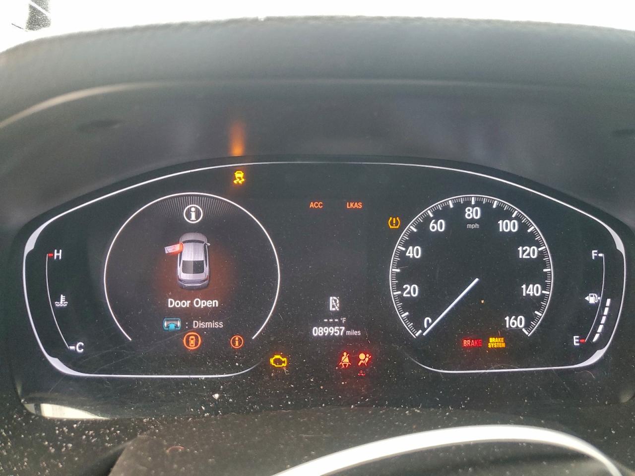 2018 Honda Accord Lx VIN: 1HGCV1F10JA261114 Lot: 94140085