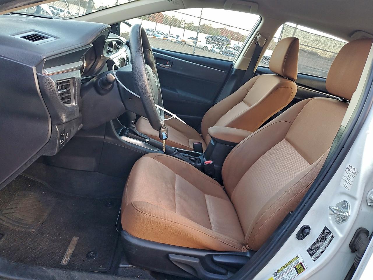 2015 Toyota Corolla L VIN: 5YFBURHE3FP210916 Lot: 94679925