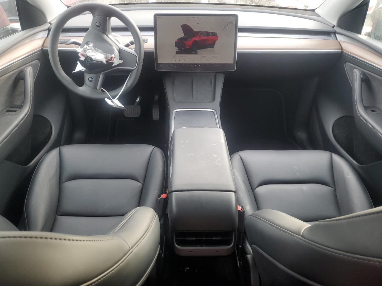 2024 Tesla Model Y VIN: 7SAYGDEEXRF198856 Lot: 90232255