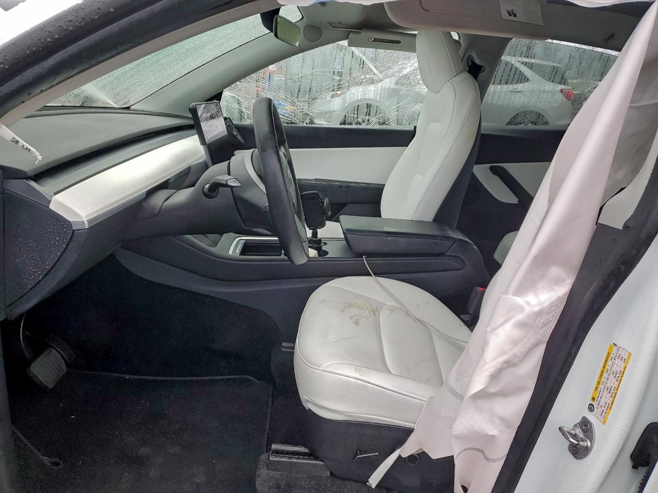 2022 Tesla Model Y VIN: 7SAYGDEE8NF400636 Lot: 94440925