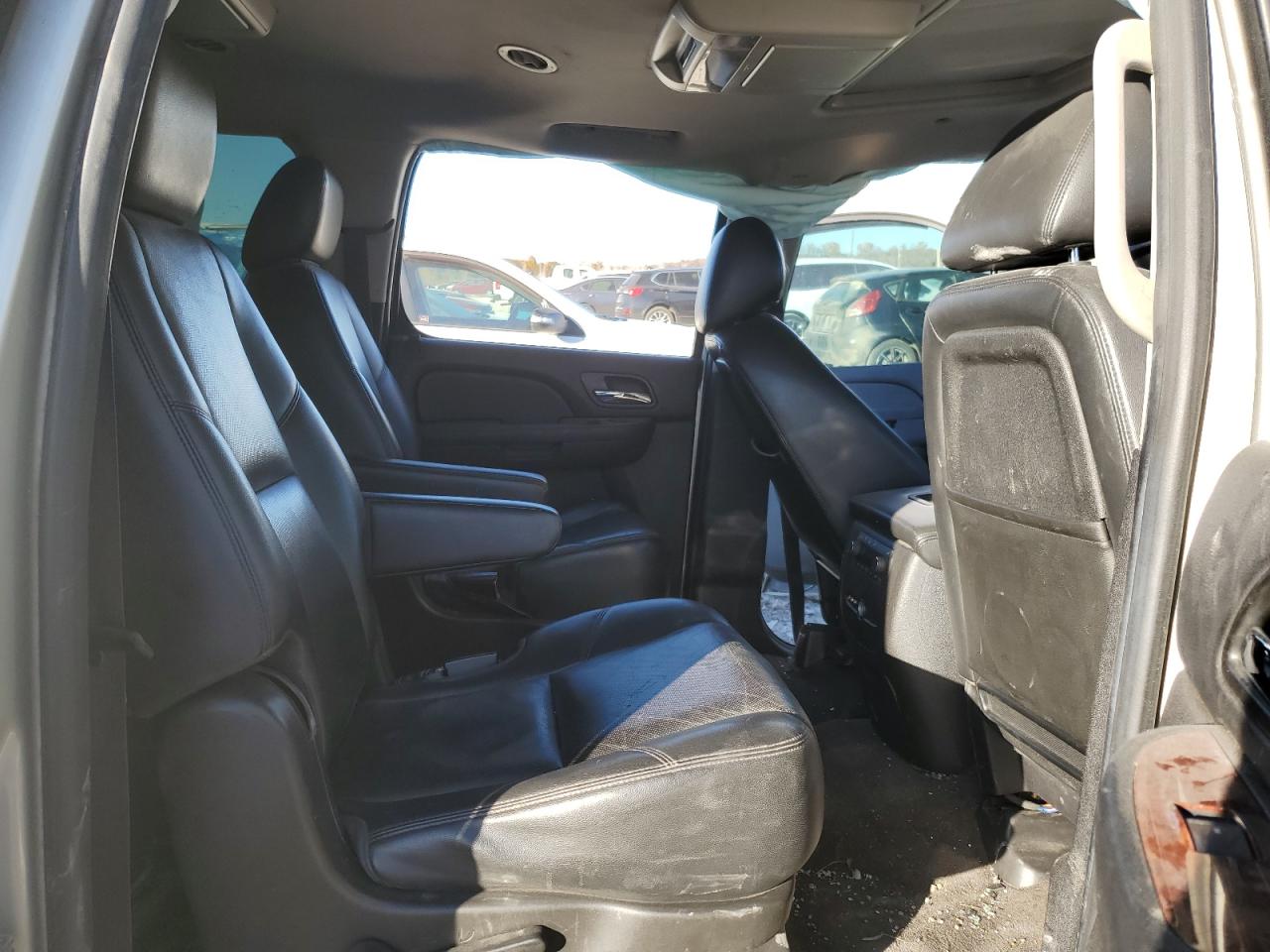 2014 Chevrolet Suburban K1500 Ltz VIN: 1GNSKKE70ER168414 Lot: 91480325