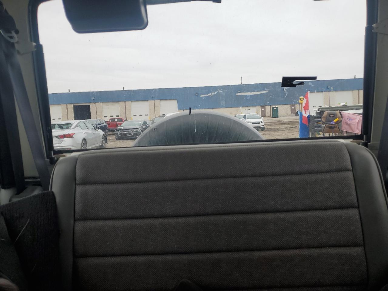 1993 Jeep Wrangler / Yj S VIN: 1J4FY19P2PP242986 Lot: 94102505