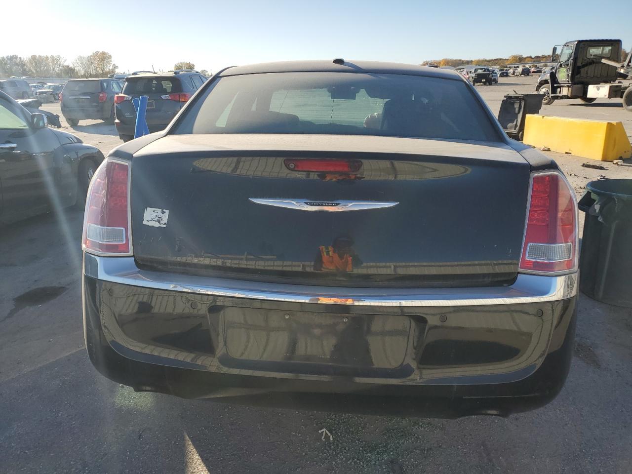 2014 Chrysler 300 S VIN: 2C3CCAGG1EH140899 Lot: 92107975