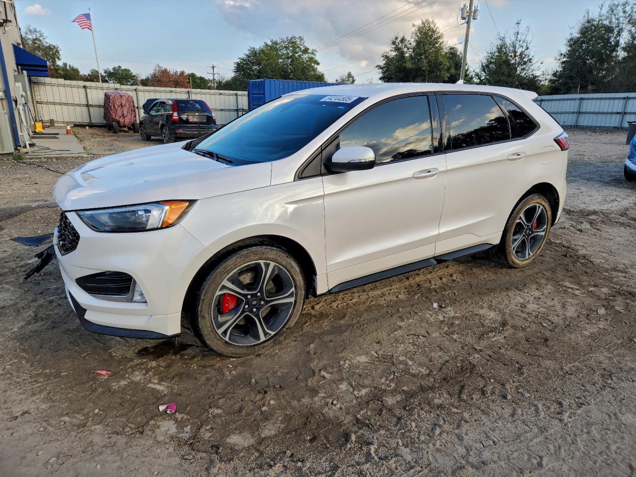 2019 Ford Edge St