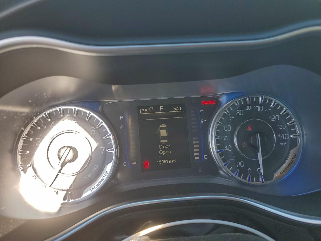 2015 Chrysler 200 Limited VIN: 1C3CCCAB6FN617134 Lot: 93397475