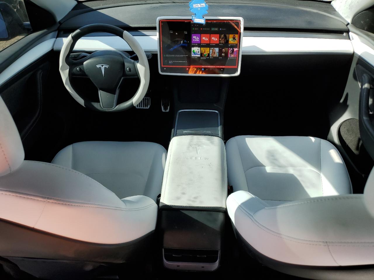 2025 Tesla Model Y VIN: 7SAYGDEE9SF234610 Lot: 91831165