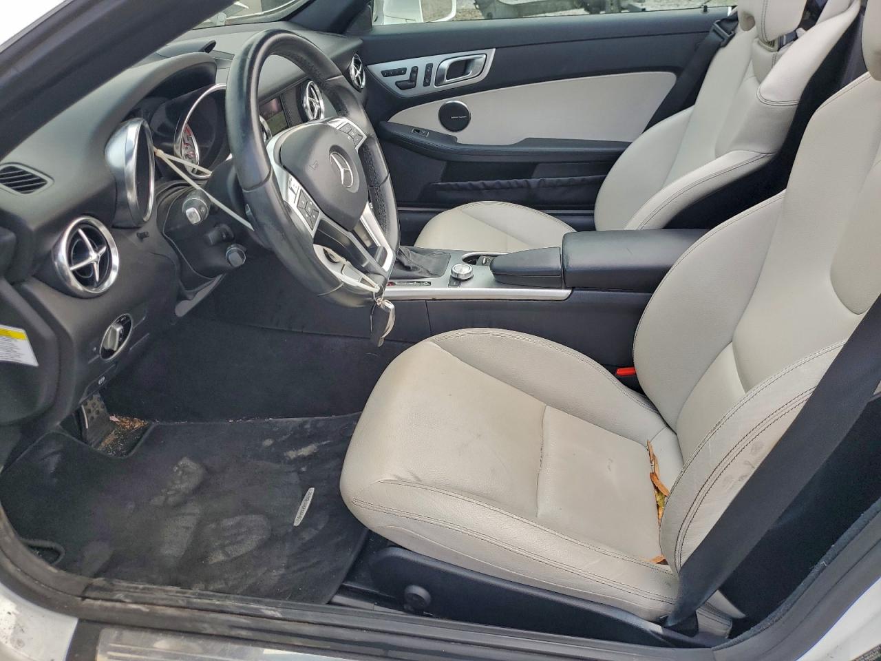 2014 Mercedes-Benz Slk 250 VIN: WDDPK4HA6EF083554 Lot: 93874675