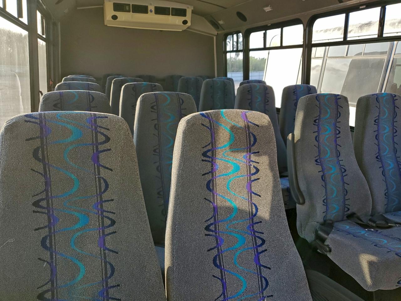 2014 Ford Econoline E450 Super Duty Cutaway Van VIN: 1FDFE4FS1EDB10028 Lot: 92702425