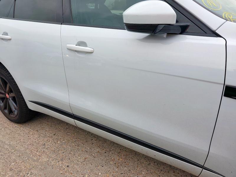 2019 JAGUAR F-PACE 2.0D [180] CHEQUERED FLAG 5DR AUTO AWD