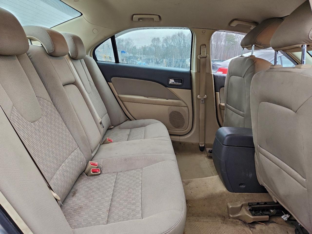 2010 Ford Fusion Se VIN: 3FAHP0HA3AR420371 Lot: 93596365