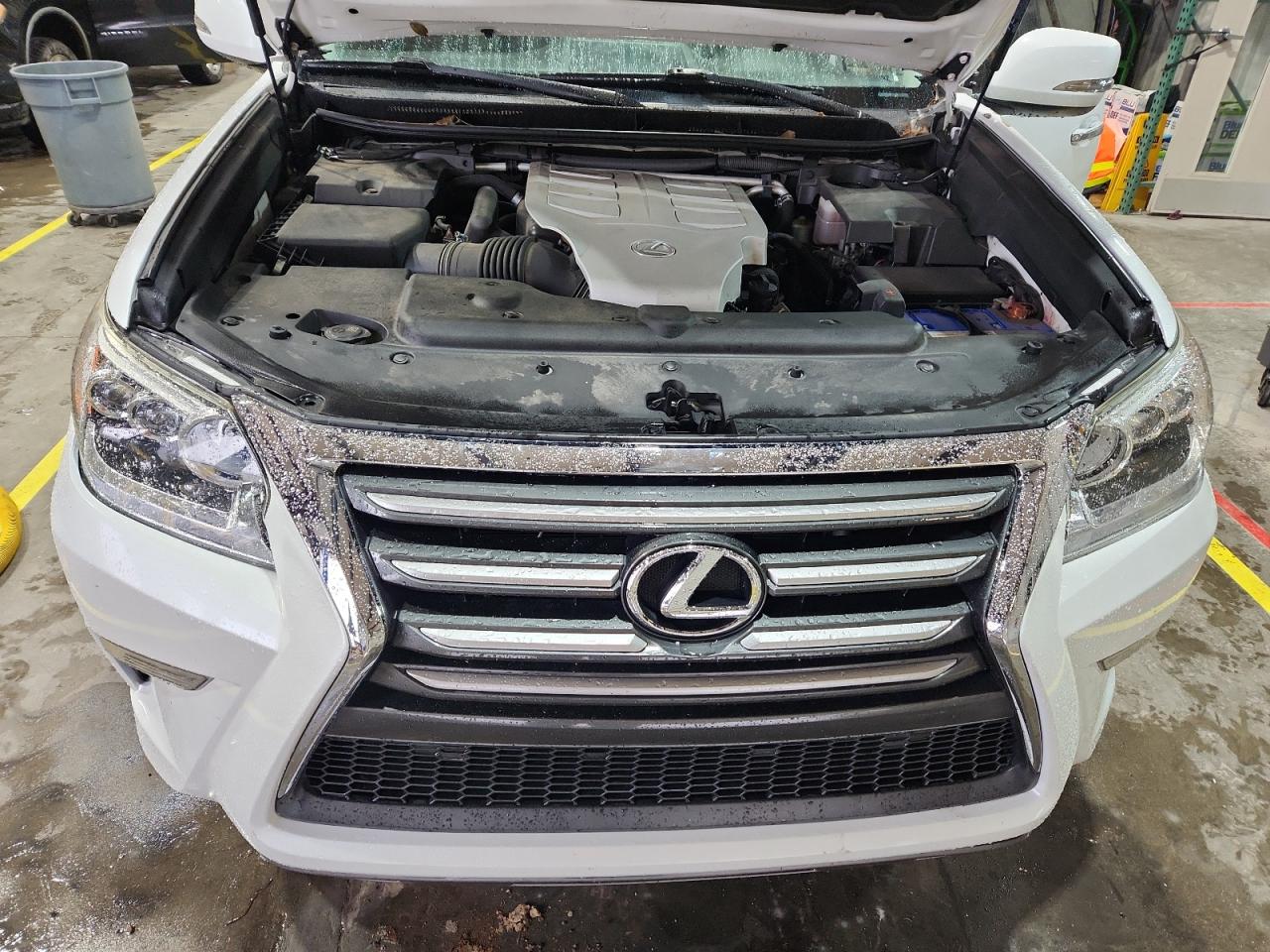 2014 Lexus Gx 460 VIN: JTJBM7FX1E5081124 Lot: 92946485