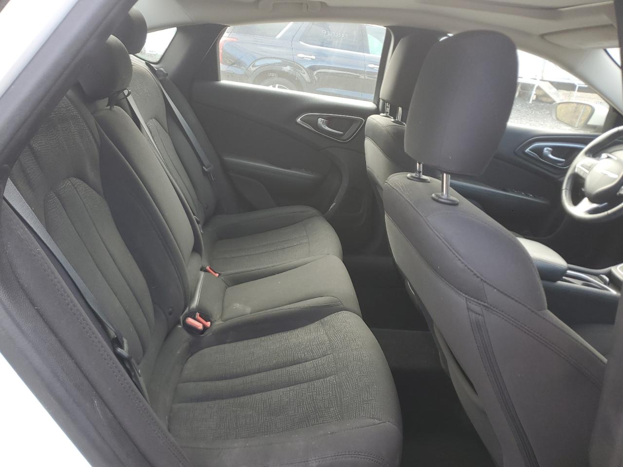 2016 Chrysler 200 Limited VIN: 1C3CCCAB8GN102136 Lot: 92805745