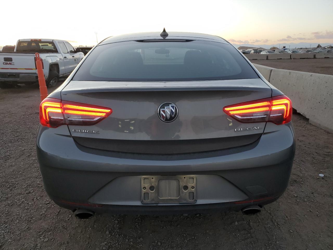 2018 Buick Regal Preferred VIN: W04GL6SX9J1045401 Lot: 91012095