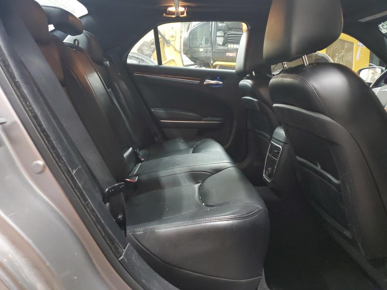 2013 Chrysler 300 VIN: 2C3CCARG9DH660960 Lot: 90925985