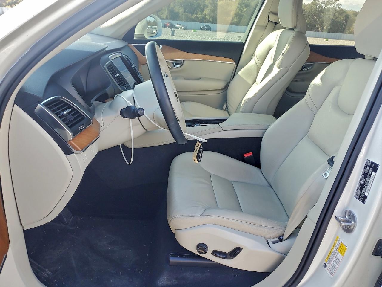 2022 Volvo Xc90 T5 Momentum VIN: YV4102CK0N1830862 Lot: 93623625